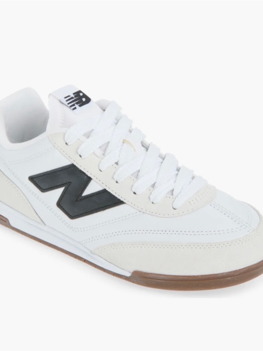 NWOT New Balance Women’s White & Black Gum Low-Profile Sneaker Sz W9.5 M8